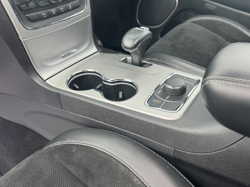 Jeep Grand Cherokee V6 Crd Summit Black #36