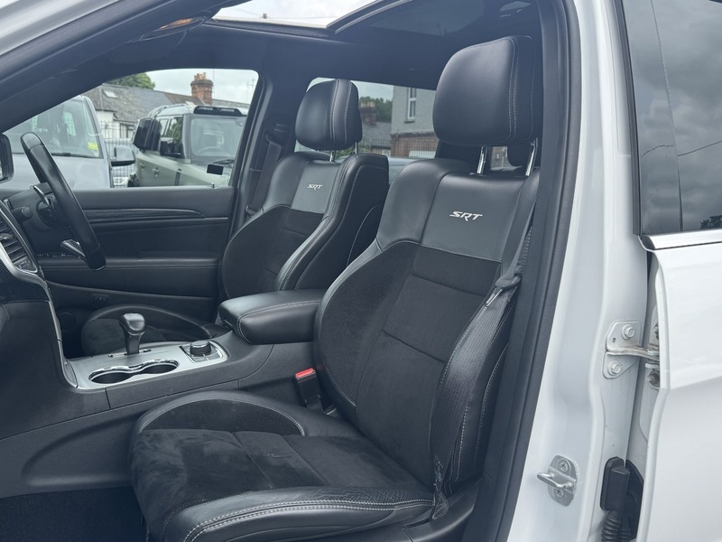Jeep Grand Cherokee V6 Crd Summit Black #31