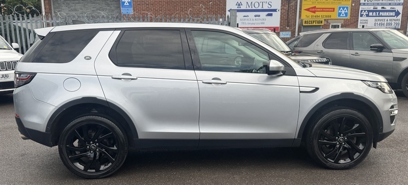 Land Rover Discovery Sport 2.0 Si4 Hse Luxury Silver #6