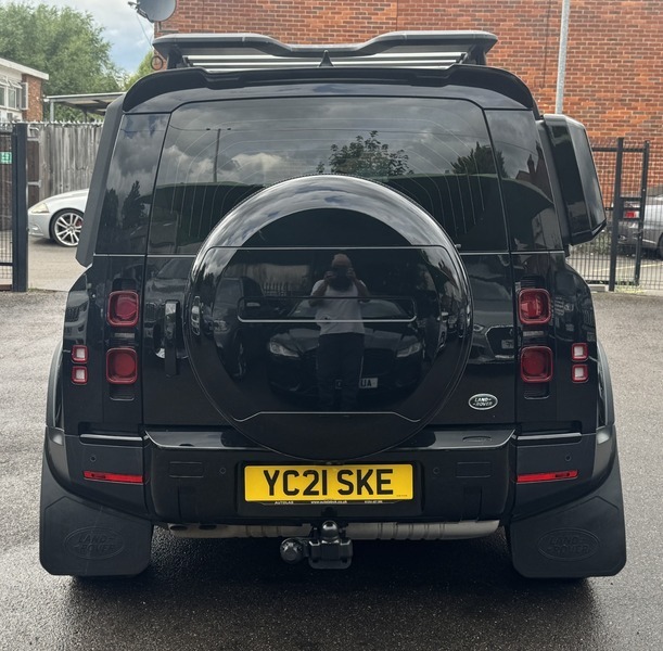 Land Rover Defender 3.0 D250 Mhev S Black #4