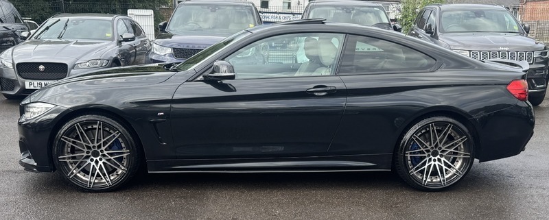 BMW 4 Series 3.0 430D M Sport Black #2