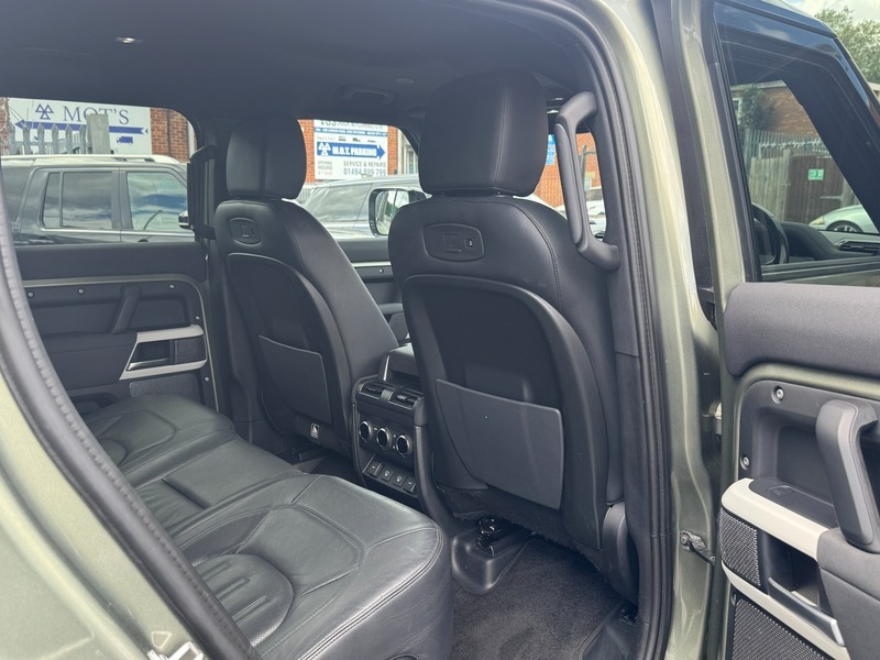 Land Rover Defender 5.0 P525 Carpathian Edition 90 Grey #68