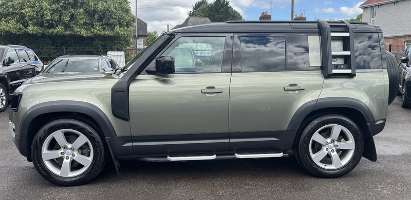 Land Rover Defender 3.0 D250 Mhev Se Green #3