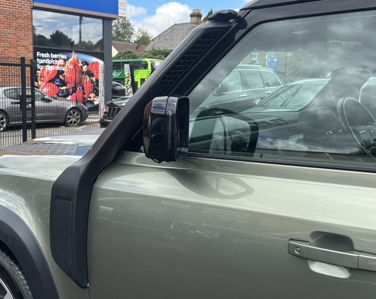 Land Rover Defender 5.0 P525 Carpathian Edition 90 Grey #21