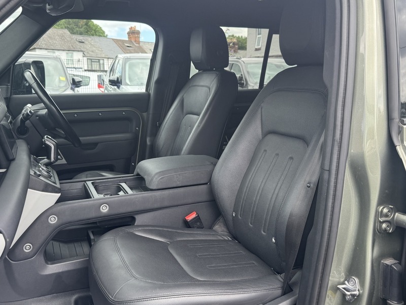 Land Rover Defender 5.0 P525 Carpathian Edition 90 Grey #38