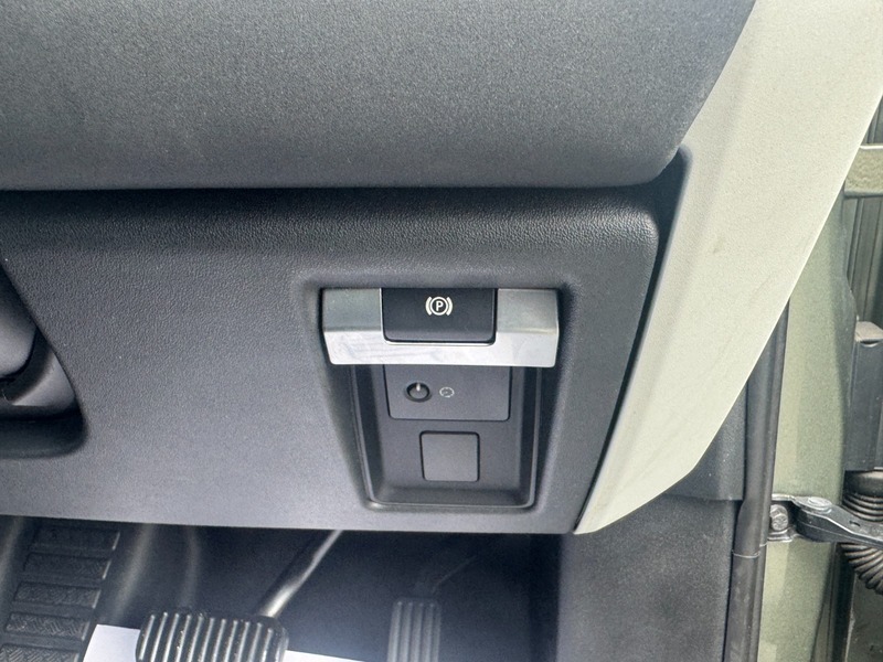Land Rover Defender 5.0 P525 Carpathian Edition 90 Grey #59