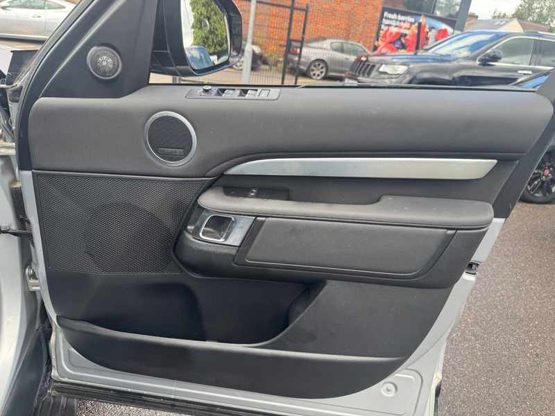 Land Rover Discovery 3 .0 Sdv6 Hse 4Wd Grey #51