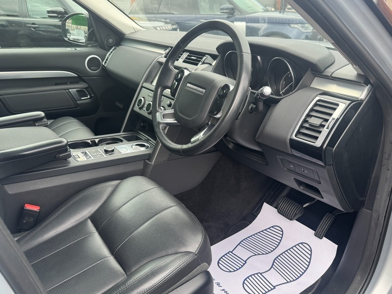 Land Rover Discovery 3.0 Sd6 Landmark 302 Bhp Black #28