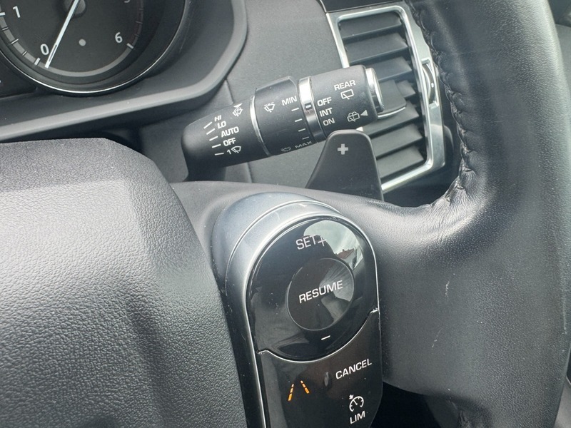 Land Rover Discovery 3.0 Sd6 Landmark 302 Bhp Black #46