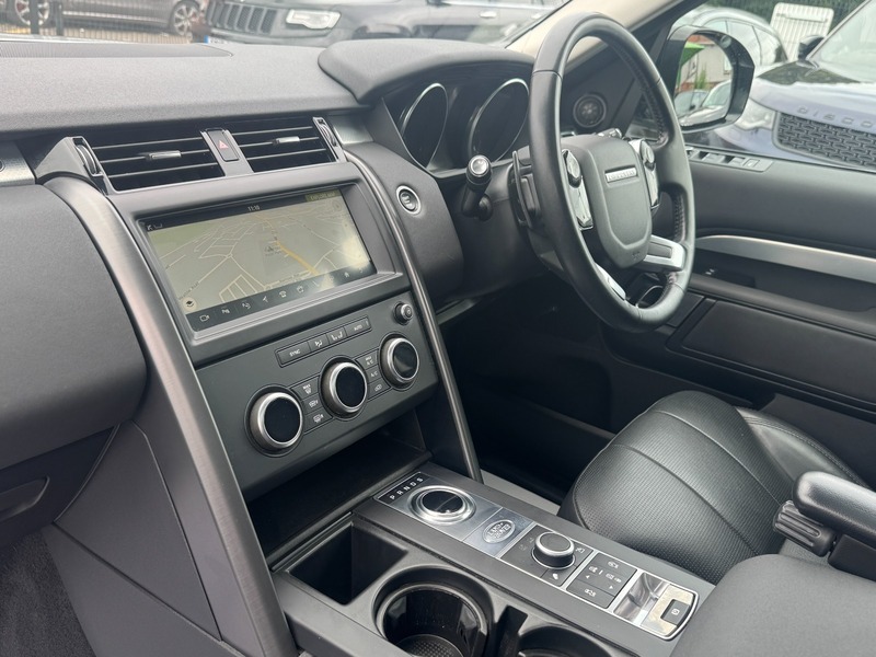 Land Rover Discovery 3.0 Sd6 Landmark 302 Bhp Black #34