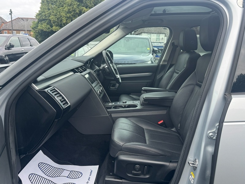 Land Rover Discovery 3.0 Sd6 Landmark 302 Bhp Black #26