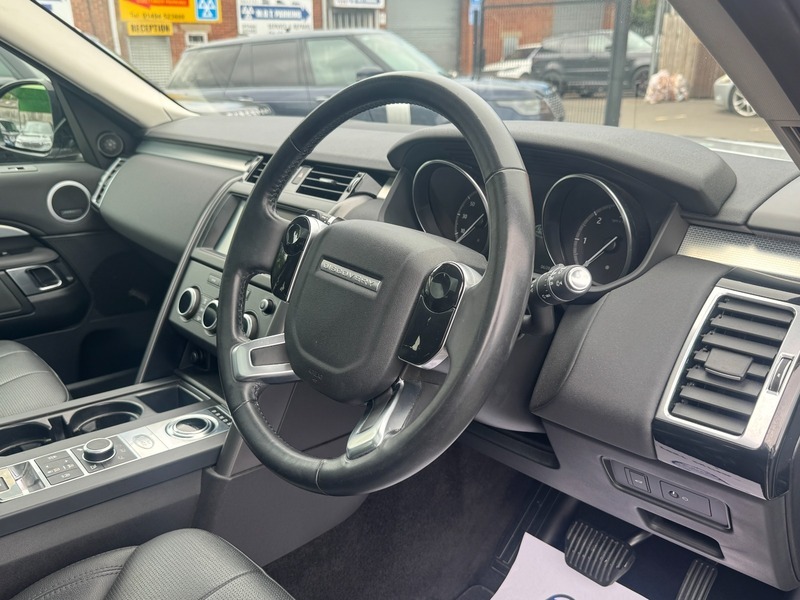 Land Rover Discovery 3.0 Sd6 Landmark 302 Bhp Black #47