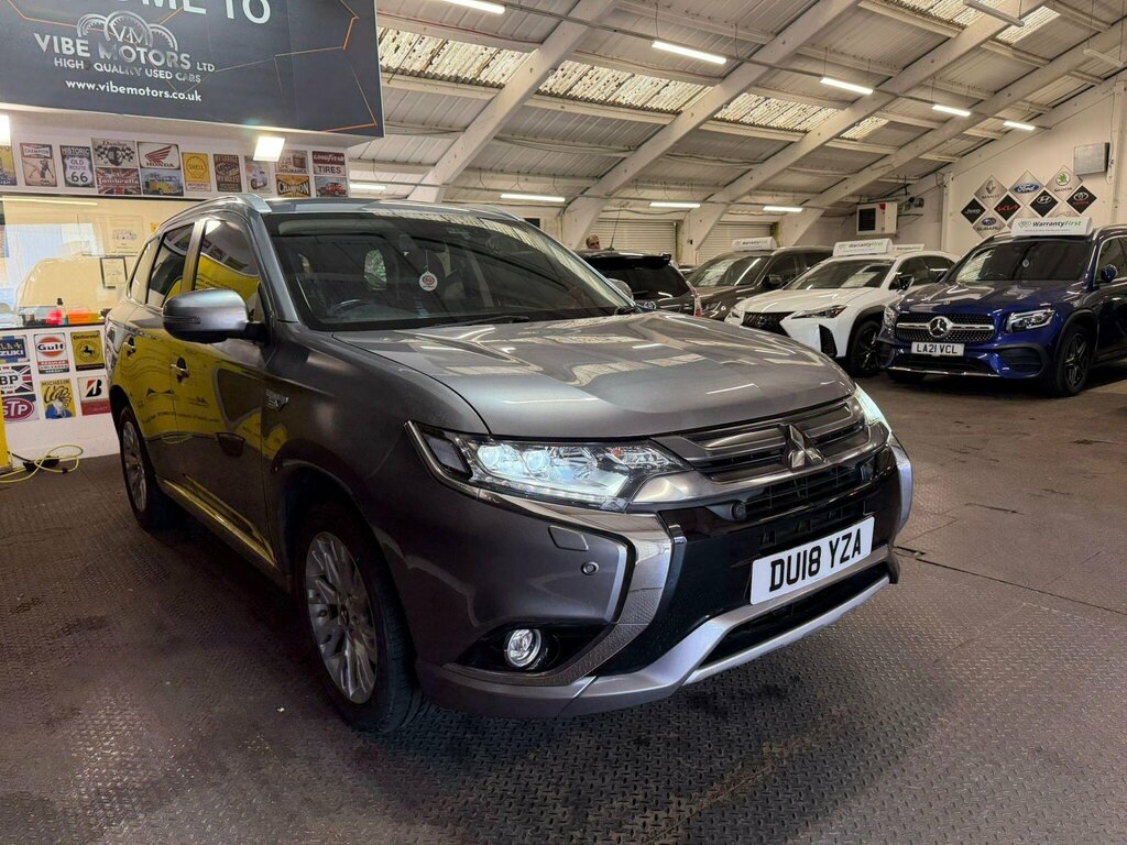 Mitsubishi Outlander 2.0H 12Kwh 4Hs Cvt 4Wd Euro 6 Ss DU18YZA Grey #3