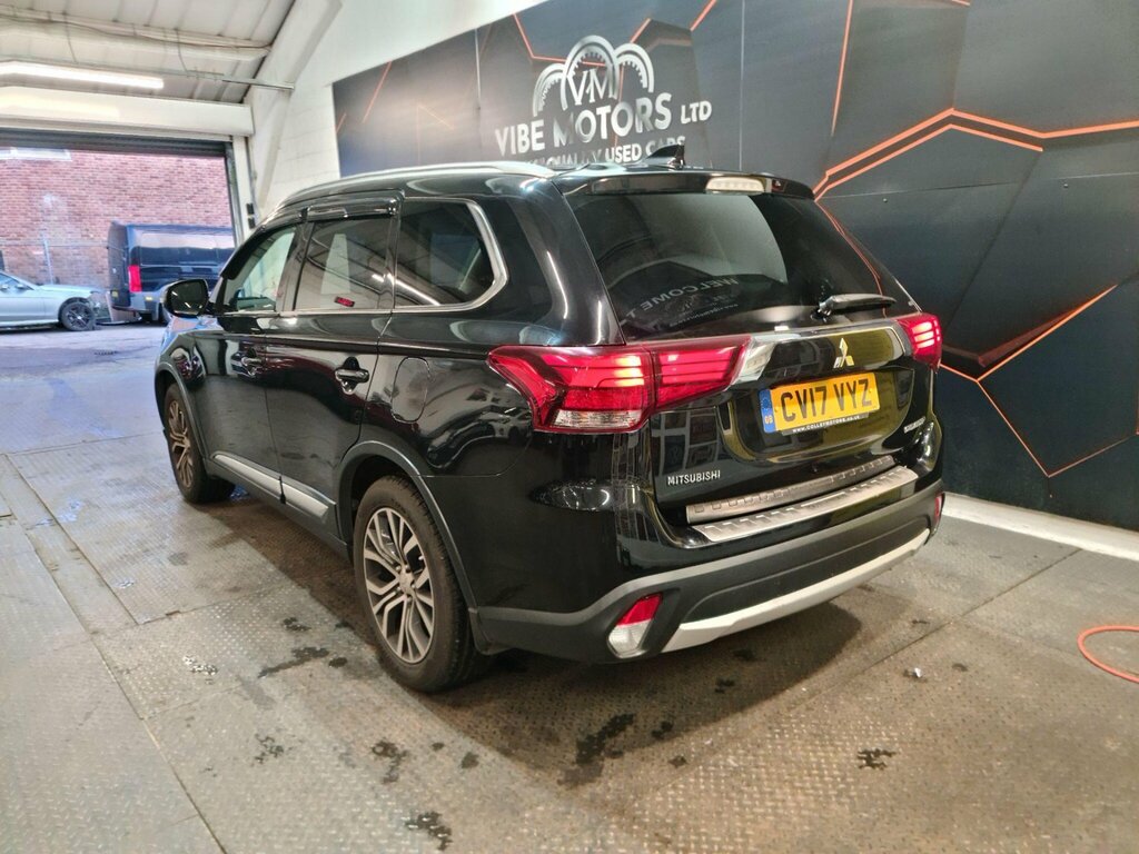 Mitsubishi Outlander 2.2 Di-d 4 4Wd Euro 6 Ss Black #4