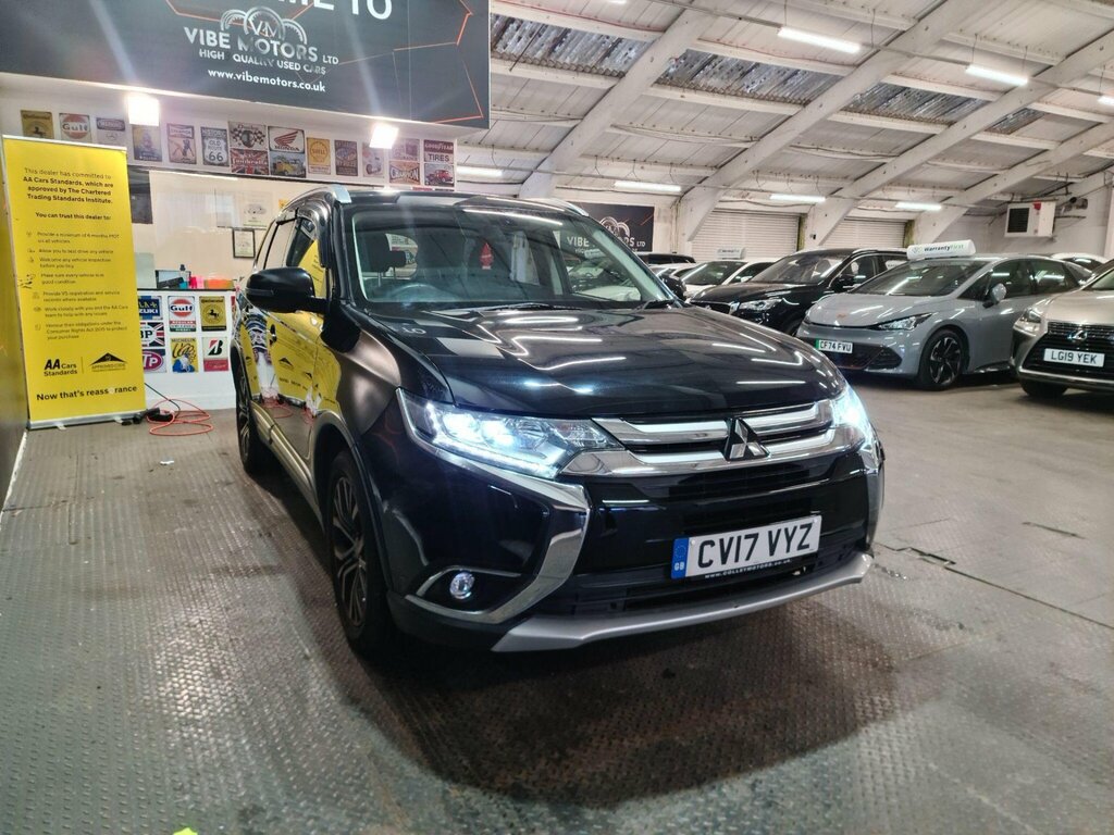 Mitsubishi Outlander 2.2 Di-d 4 4Wd Euro 6 Ss Black #3