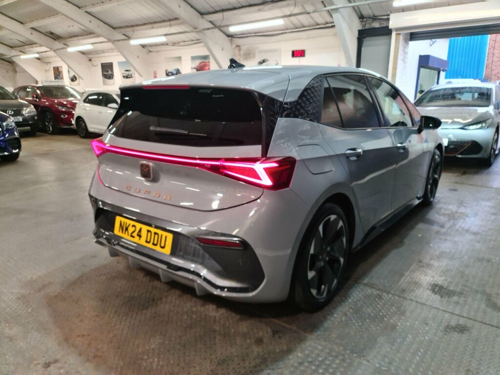 Cupra Born 169Kw E-boost V1 58Kwh Silver #10
