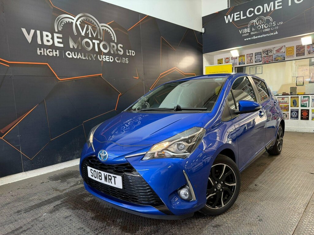 Toyota Yaris 1.5 Vvt-h Design E-cvt Euro 6 Ss Blue