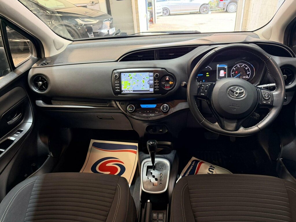 Toyota Yaris 1.5 Vvt-h Design E-cvt Euro 6 Ss SO18WRT Blue #2
