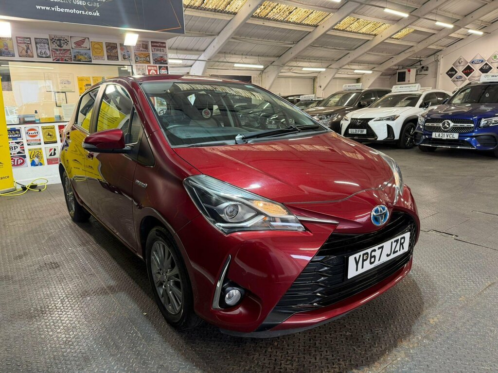 Toyota Yaris 1.5 Vvt-h Icon Tech E-cvt Euro 6 Ss YP67JZR Red #4