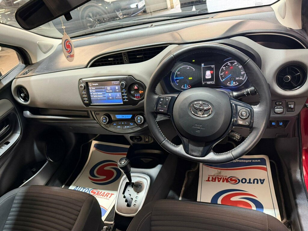 Toyota Yaris 1.5 Vvt-h Icon Tech E-cvt Euro 6 Ss YP67JZR Red #2