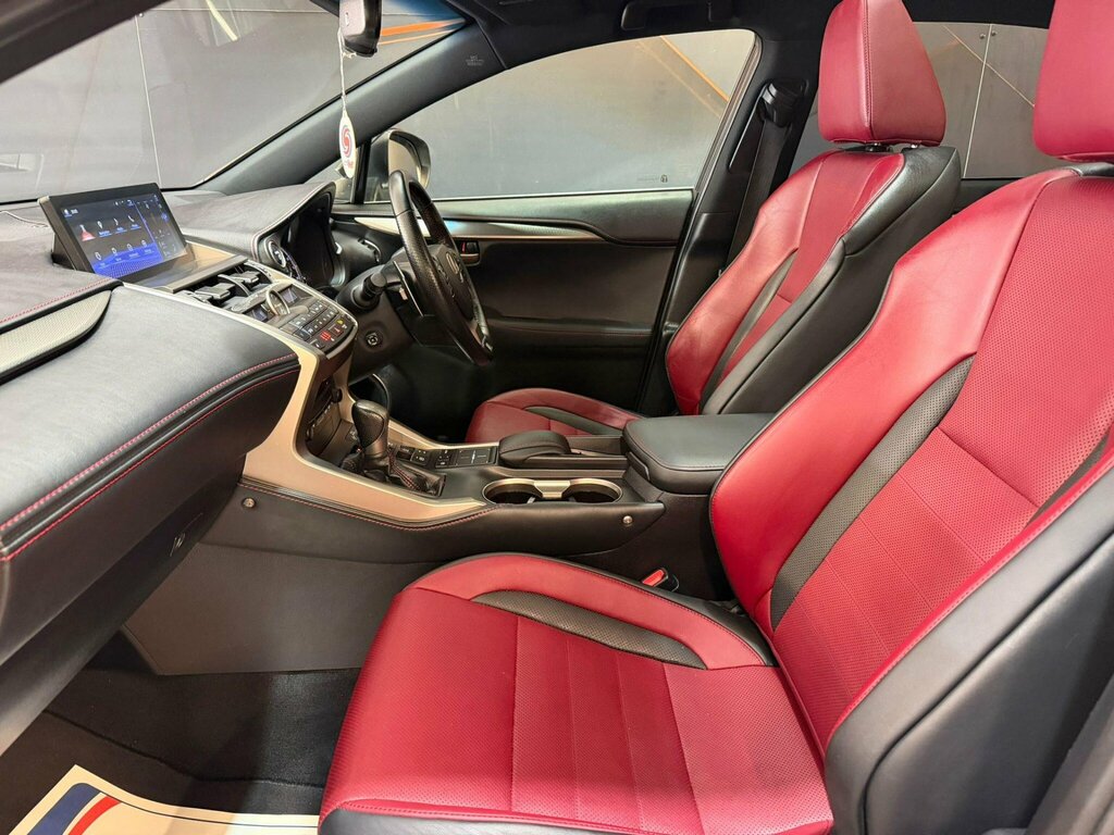 Lexus NX 300H 2.5 Luxury Cvt Black #24