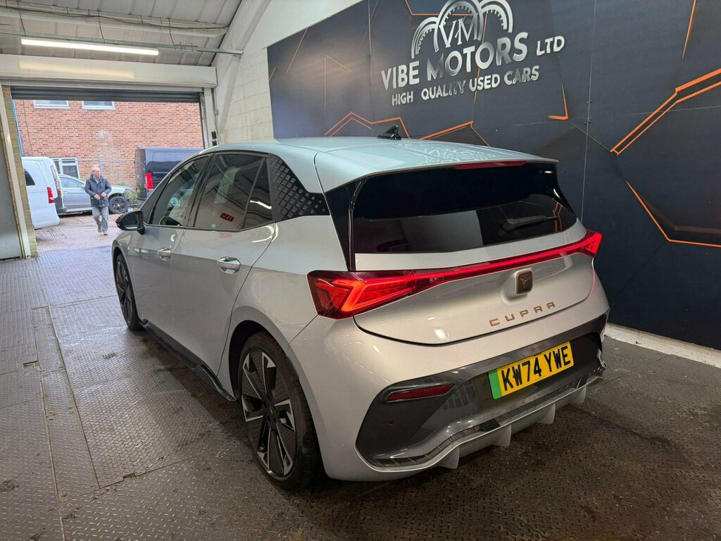 Cupra Born E-boost 77Kwh V3 5 Seat Silver #6