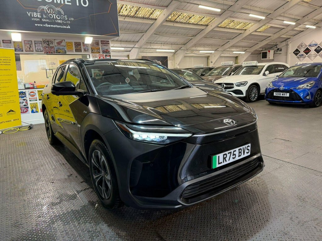 Toyota bZ4X 71.4Kwh Motion 11Kw Obc Black #5