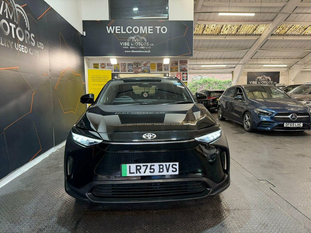Toyota bZ4X 71.4Kwh Motion 11Kw Obc Black #4