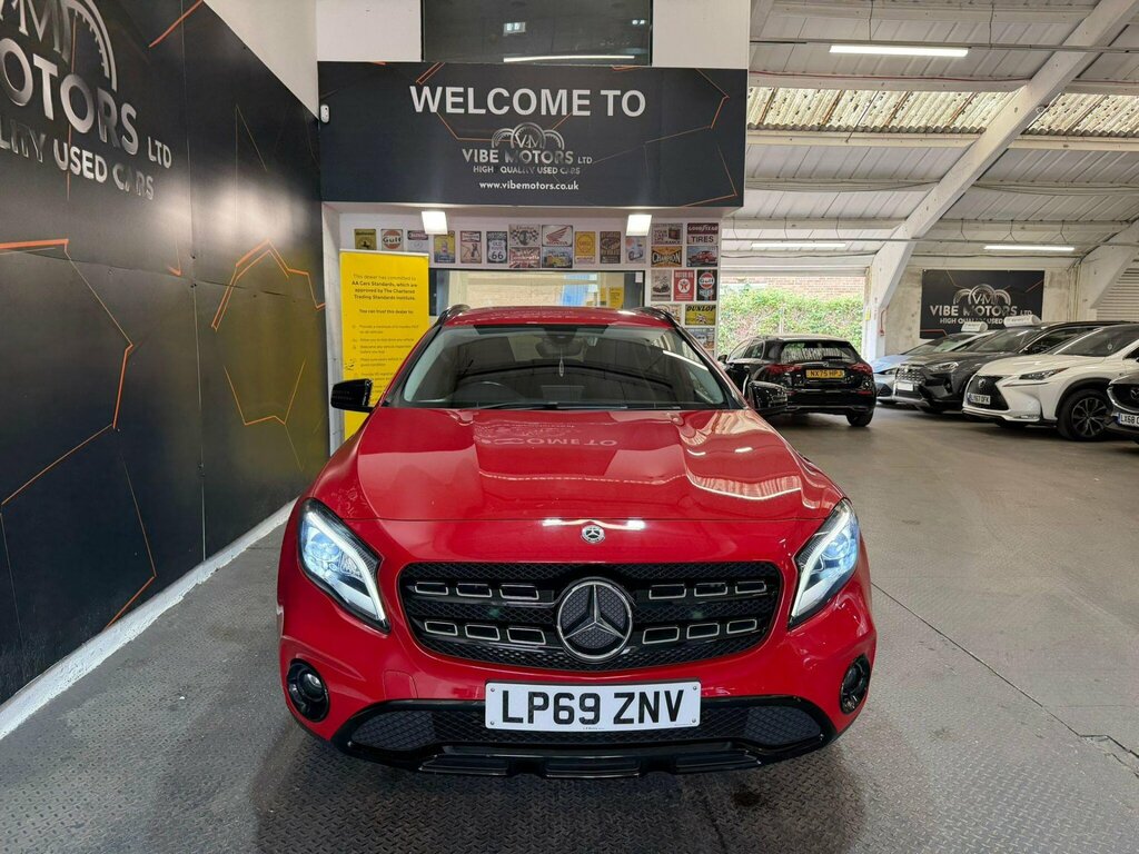Mercedes-Benz GLA Class 1.6 Gla180 Urban Edition 7G-dct Euro 6 Ss Red #3