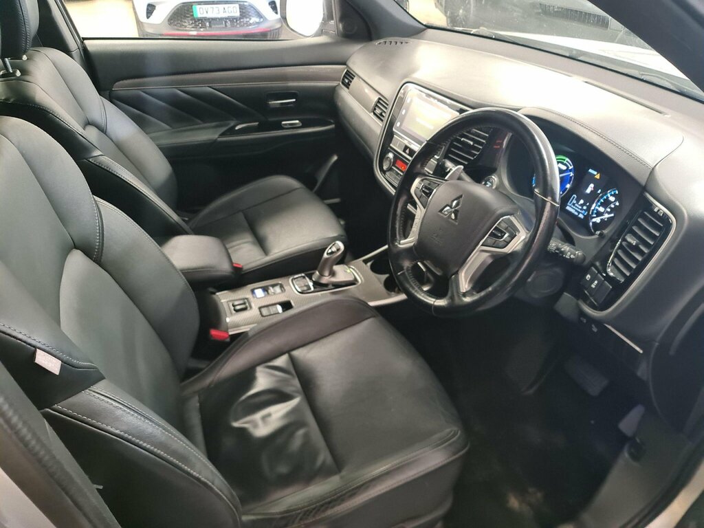 Mitsubishi Outlander 2.4H Twinmotor 13.8Kwh 4H Cvt 4Wd Euro 6 Ss Silver #5