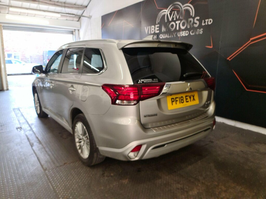 Mitsubishi Outlander 2.4H Twinmotor 13.8Kwh 4H Cvt 4Wd Euro 6 Ss Silver #3