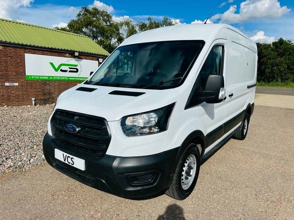 Ford Transit Custom 2L Leader White