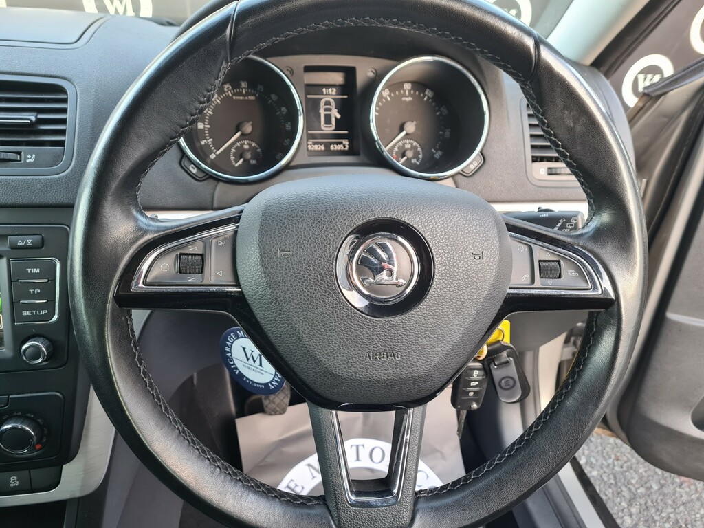Skoda Yeti Hatchback Silver #14