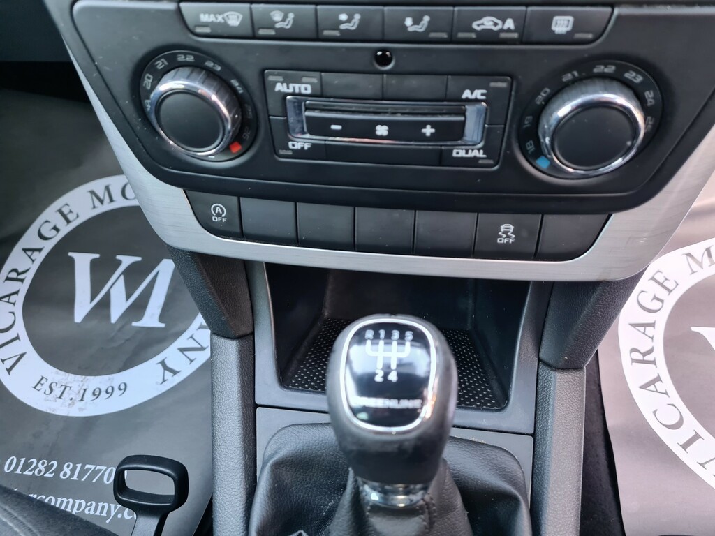 Skoda Yeti Hatchback Silver #17