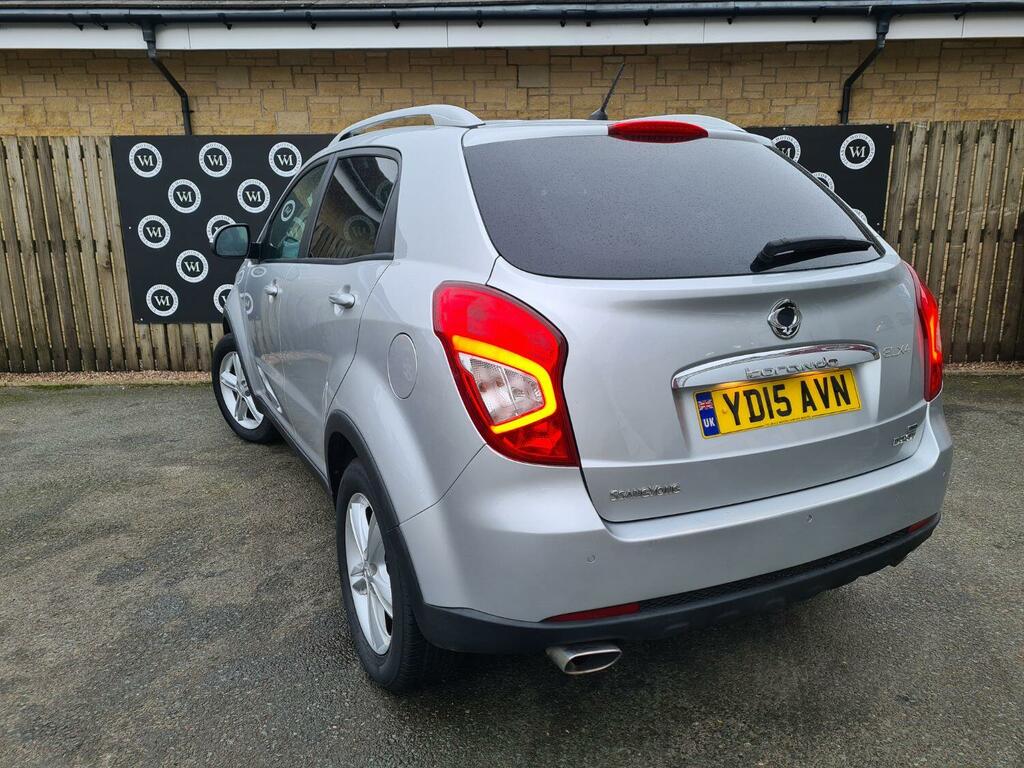 SsangYong Korando Korando Se White #8