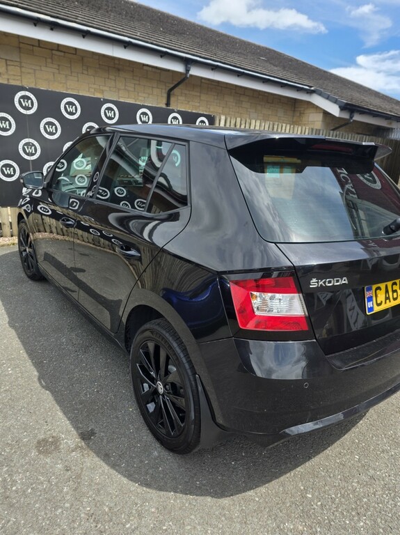 Skoda Fabia 1.2 Tsi Monte Carlo Black #5