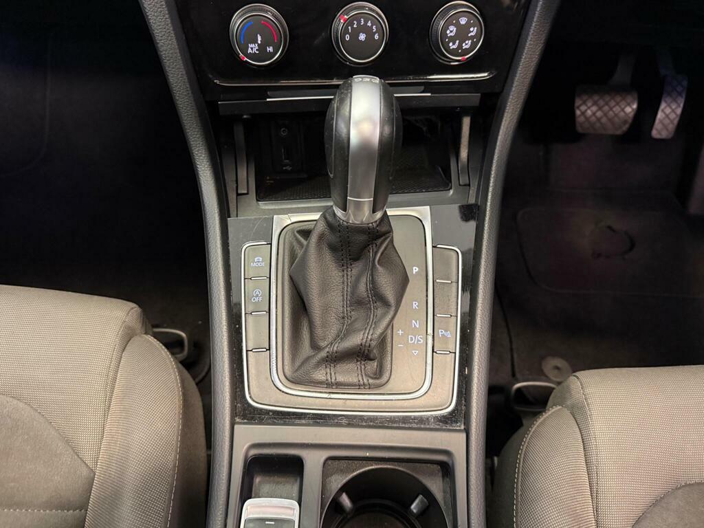 Volkswagen Golf 1.4 Tsi Se Nav Dsg Euro 6 Ss Silver #7