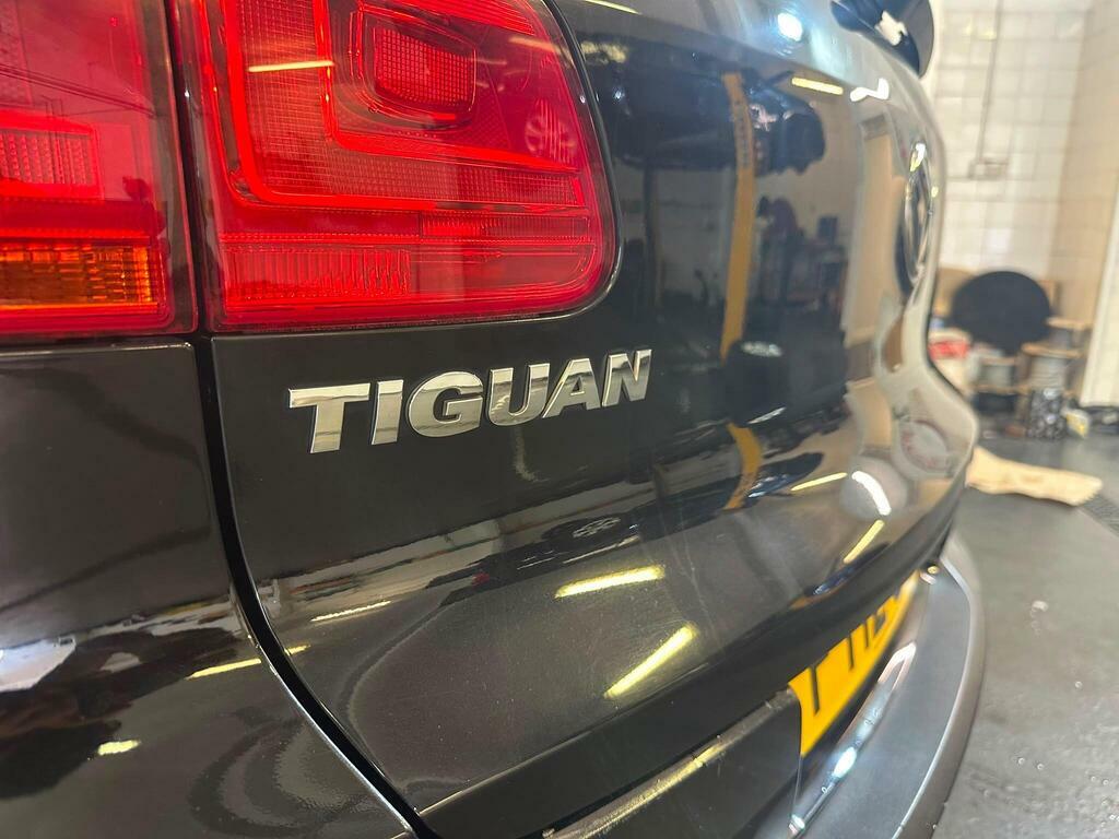 Volkswagen Tiguan 2.0 Tdi Bluemotion Tech Black #57