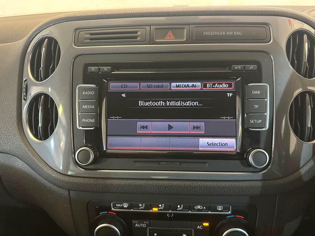 Volkswagen Tiguan 2.0 Tdi Bluemotion Tech Black #49