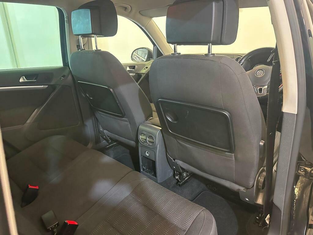 Volkswagen Tiguan 2.0 Tdi Bluemotion Tech Black #32
