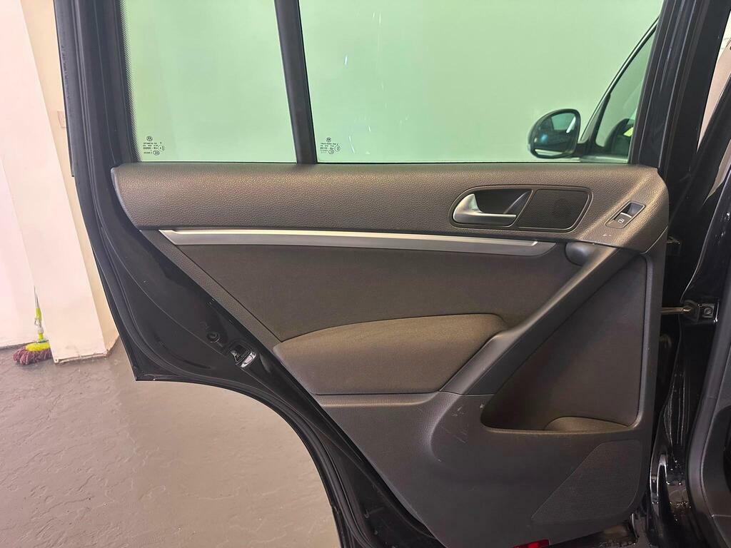 Volkswagen Tiguan 2.0 Tdi Bluemotion Tech Black #38