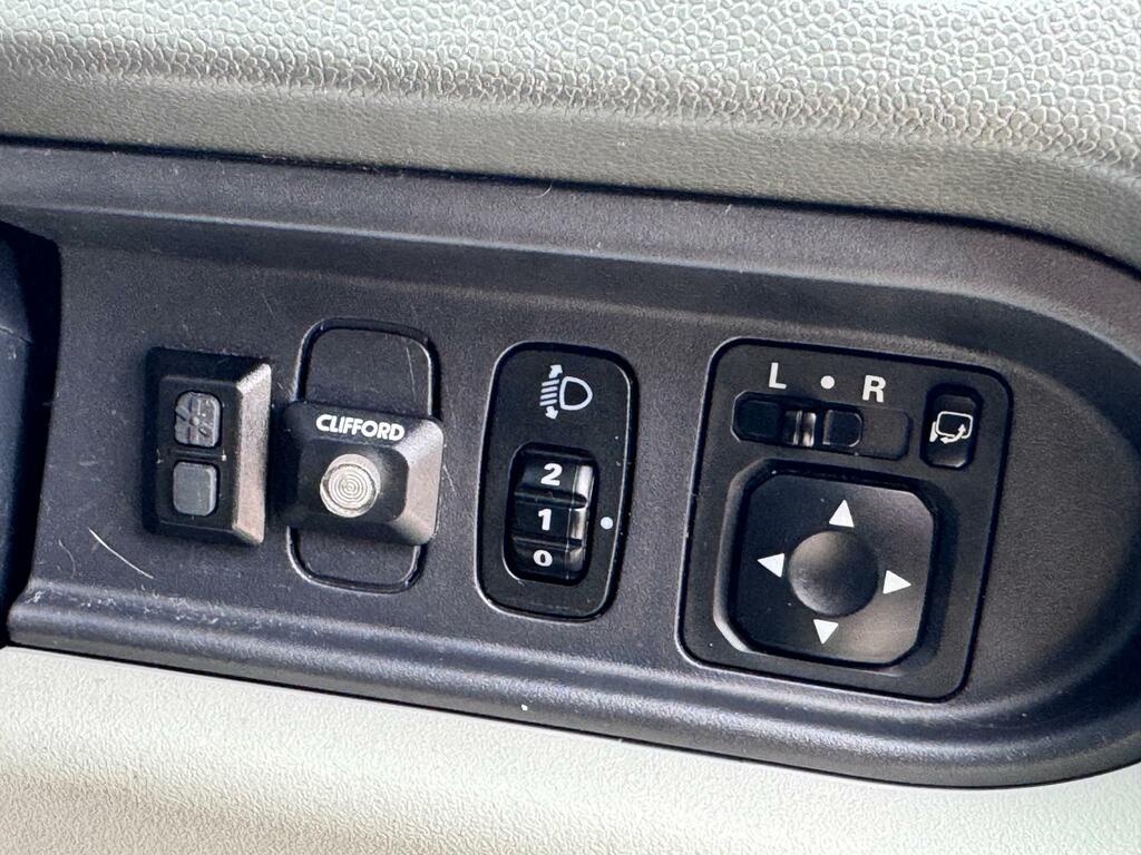 Mitsubishi I 0.66 5dr Grey #11