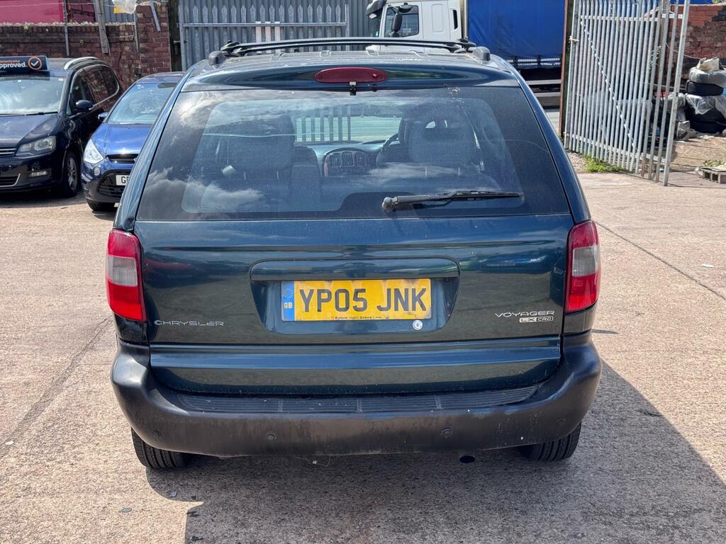 Chrysler Voyager Lx Auto Green #6