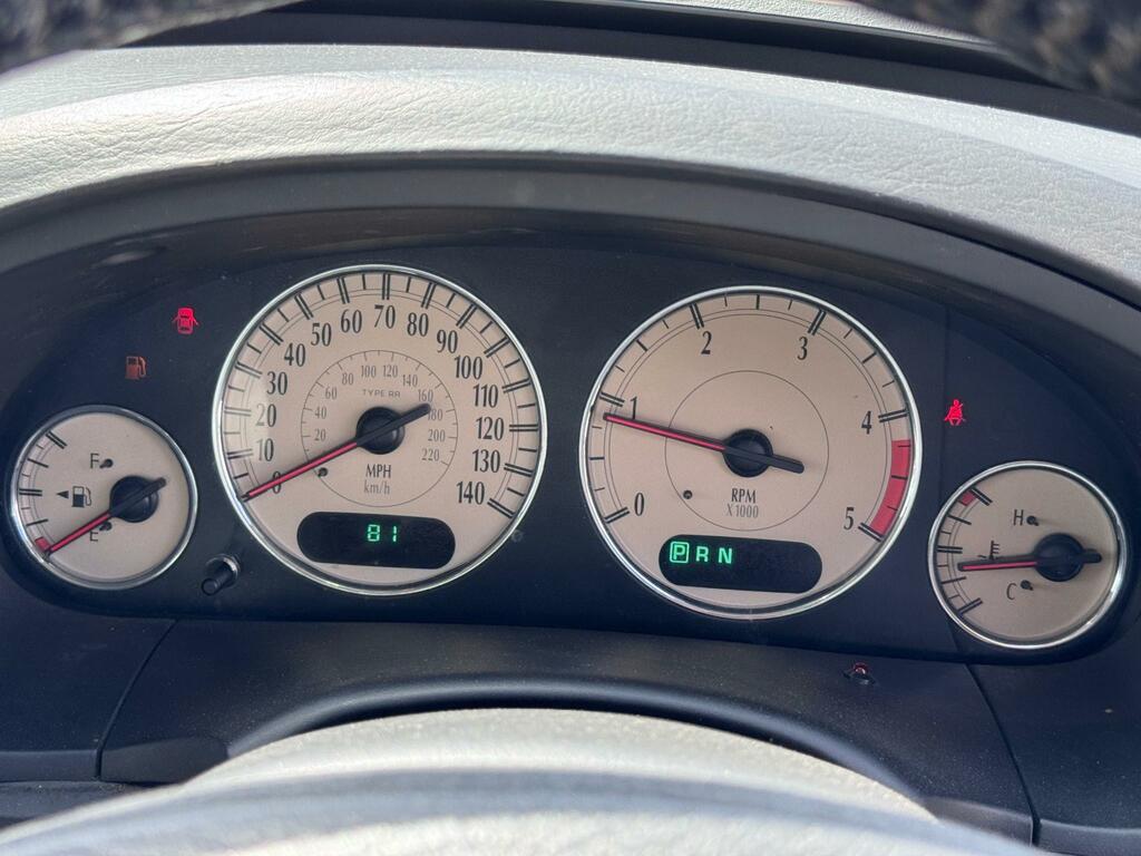 Chrysler Voyager LX Blue #8