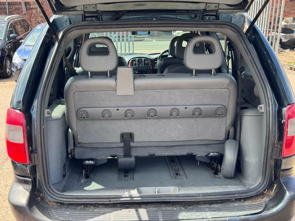 Chrysler Voyager LX Blue #21