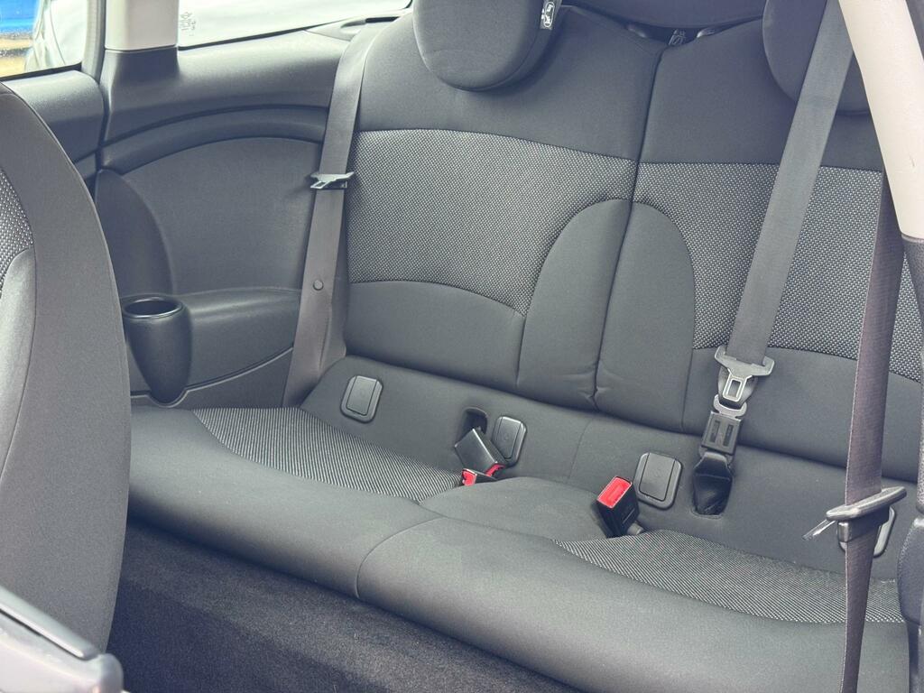 Mini Clubman  Silver #14