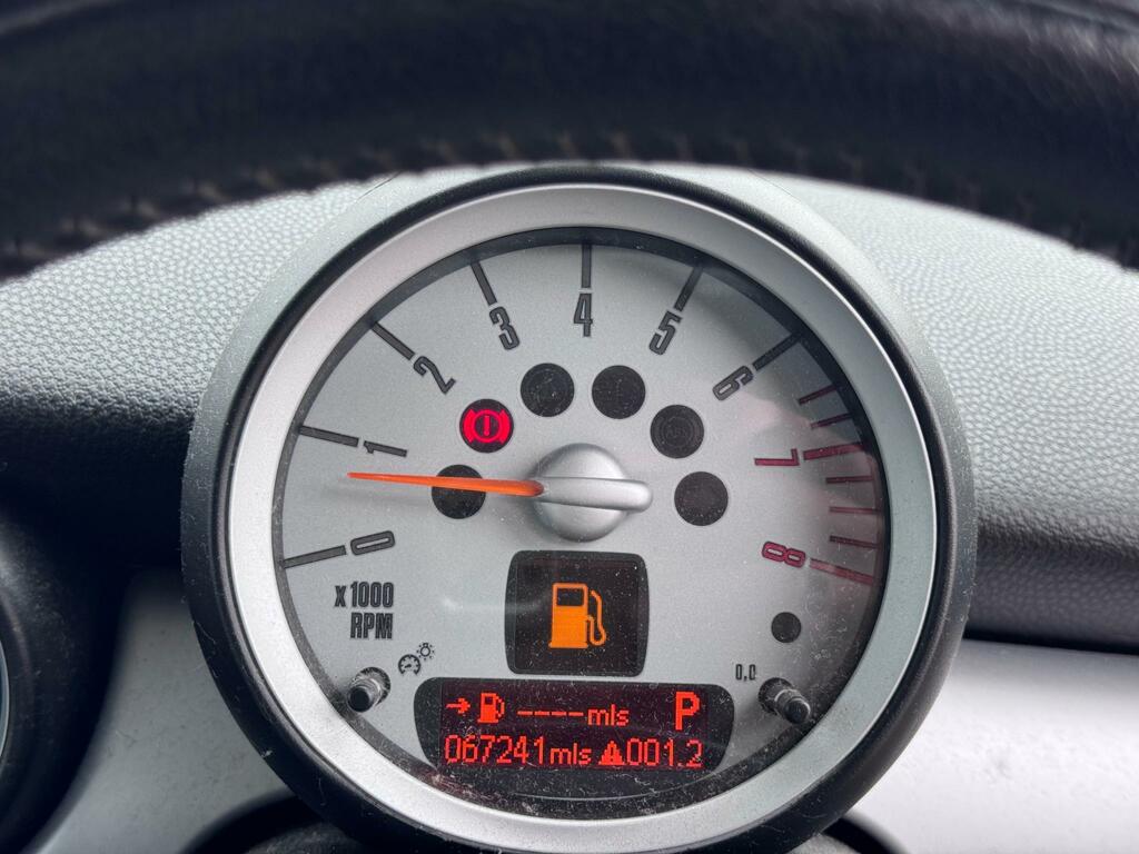 Mini Clubman  Silver #10