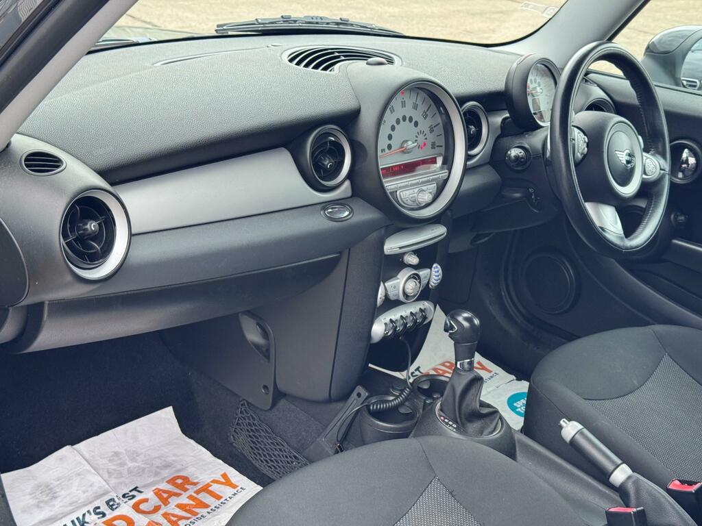 Mini Clubman  Silver #12