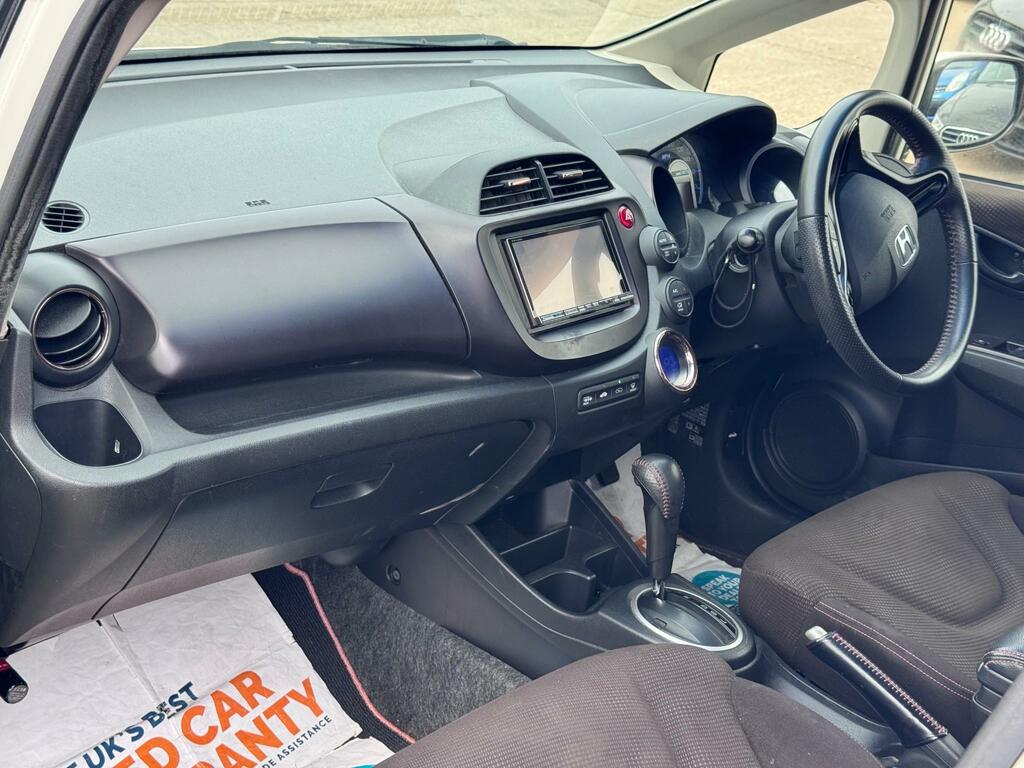 Honda Jazz 1.3H Ima Hs-t Cvt Euro 5 White #2