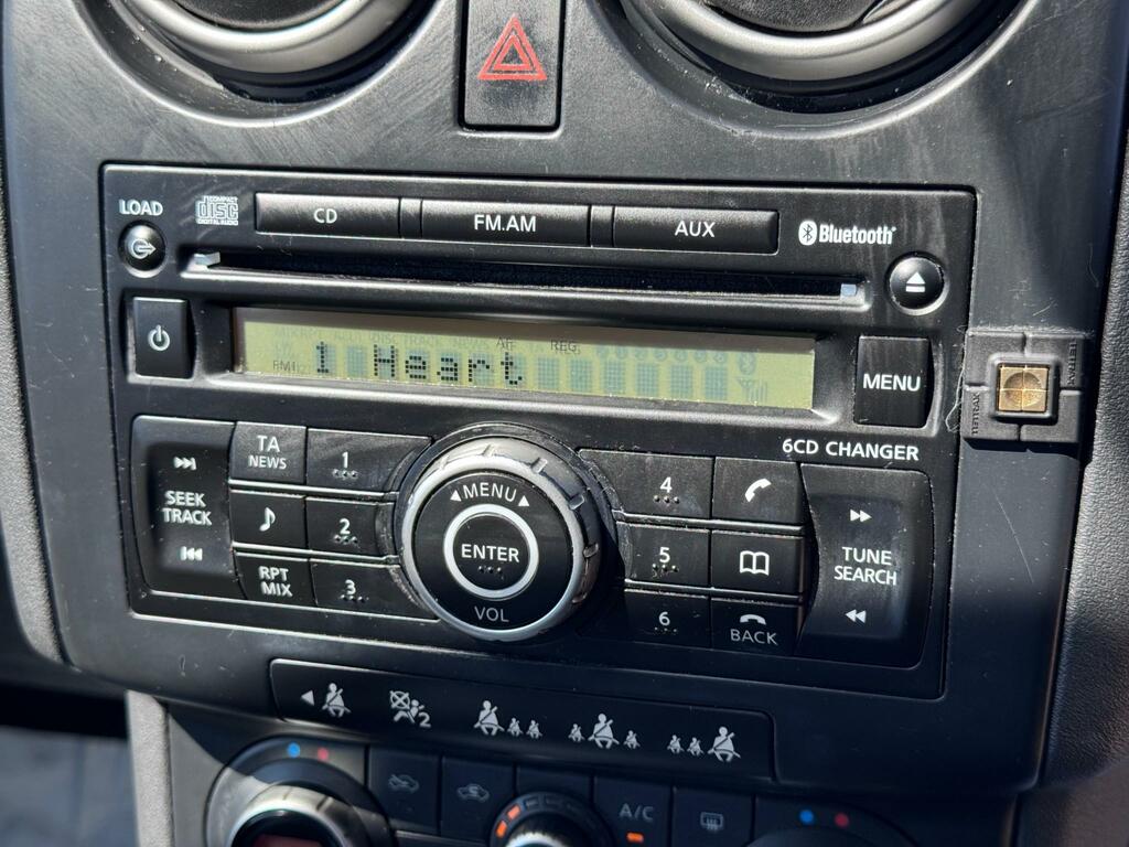 Nissan Qashqai 1.6 Acenta Black #13